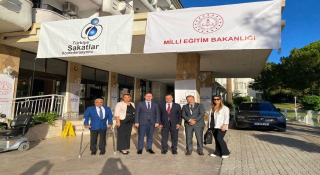 Marmariste öğretmenlere engelli hakları ile ilgili seminer düzenlendi