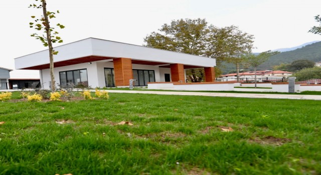 Merkezefendide sosyal tesisin inşaatı tamamlandı