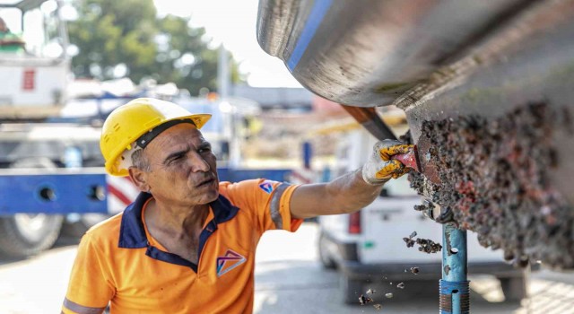 Mersin Büyükşehir Belediyesinde deniz araçlarının tamir ve bakımı kendi personelince yapılıyor