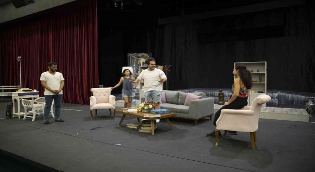 Mersin Şehir Tiyatrosu perdeyi Maltepede açacak