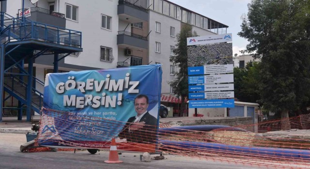 Mersinde mahallelerin altyapısı yenileniyor