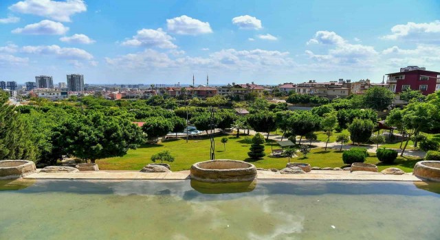 Mersinde parklar yenileniyor