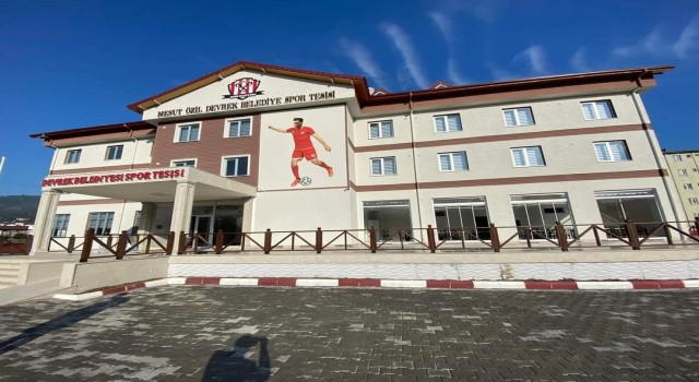 Mesut Özilin yaptırdığı spor tesisi tamamlandı, açılışa katılması bekleniyor