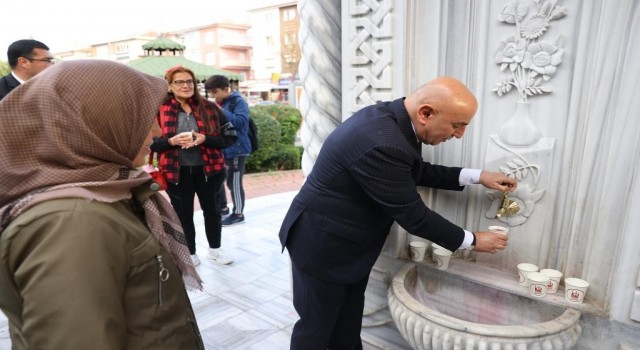 Mevlit Kandilinde Keçiörenin çeşmelerinden şerbet aktı