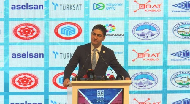 MHPli Özdemir: “Türk milleti 21. yüzyılda yeni bir çağın daha kapısını araladı”