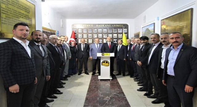 Milletvekili Kılavuz ve MYK üyelerinden Başkan Pekmezciye ziyaret