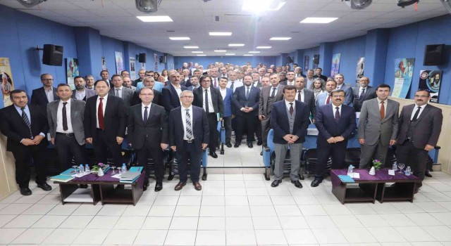 Milli Eğitim Müdürü Gür, mesleki eğitim okulları hakkında bilgi aldı