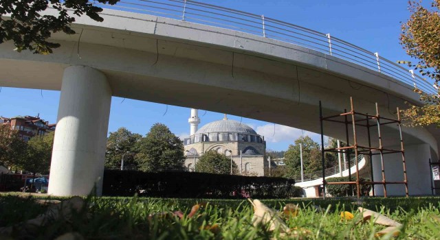 Mimar Sinanın şaheserine çelik konstrüksiyon köprü ile gölge düşürdüler