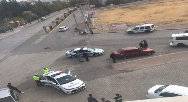 Motosiklet ile otomobil çarpıştı: 1 yaralı
