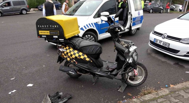 Motosiklet ile otomobil çarpıştı: 1 yaralı
