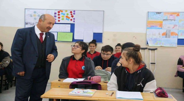 Müdür Başyiğitin okul ziyaretleri