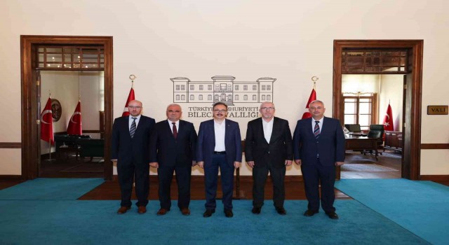 Müftü Erhun, Camiler ve Din Görevlileri Haftası sebebiyle Vali Kızılkayayı ziyaret etti