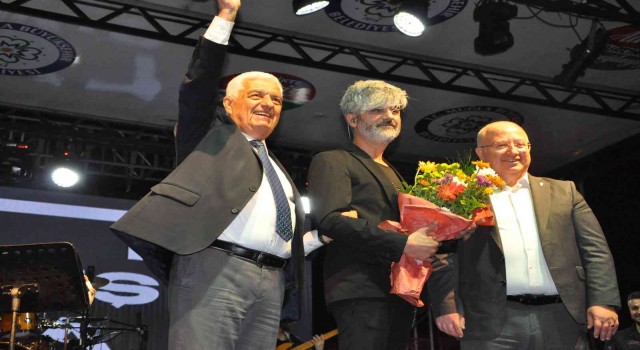 Muğlada üniversite öğrencilerine konser