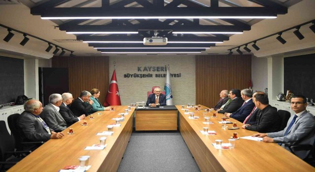 Muhtarlardan Başkan Büyükkılıça ziyaret