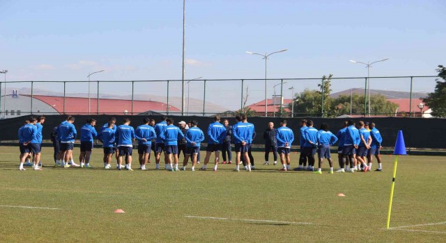 Muzaffer Bilazer: “İyi bir oyunla ve tribünde bizi destekleyen taraftarlarla beraber 3 puanı almak istiyoruz”