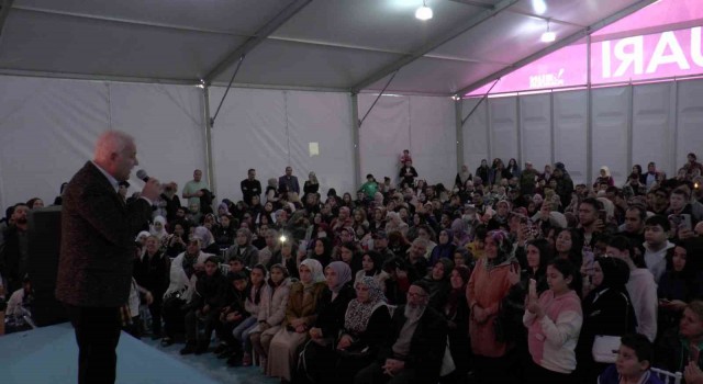 Nihat Hatipoğlundan Kayseri mantısına övgü