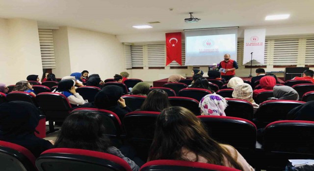 Öğrencilere ücretsiz kurs