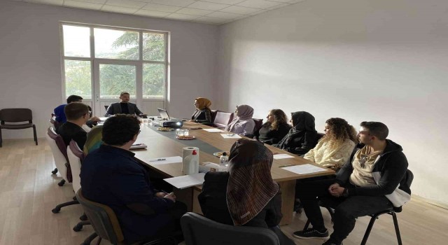 “Öğrencilerin kötü alışkanlıklardan korunmaları için hep birlikte çalışacağız”