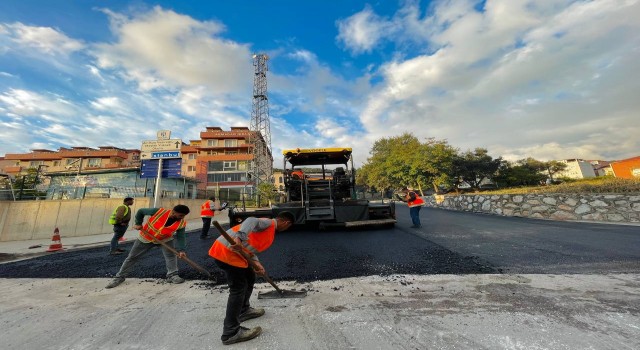 Oramiral Orhan Karabulut Caddesine 300 ton asfalt