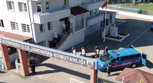 Orduda fındık ve telefon kablosu hırsızları yakalandı