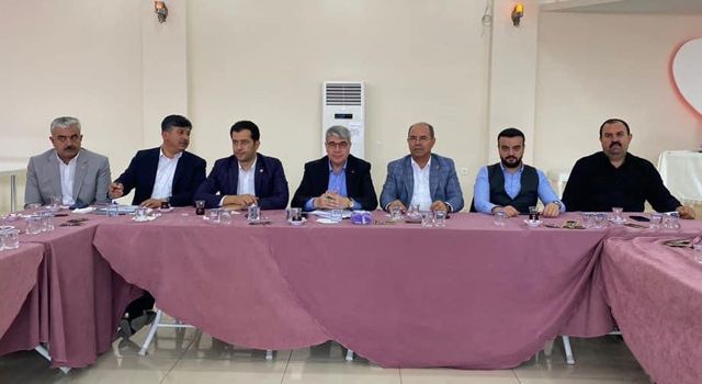 Osmaniye Milletvekili İsmail Kaya, Belediye Başkanları ile buluştu