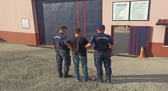 Osmaniyede 3 yıl 3 ay hapis cezasıyla aranan hükümlü yakalandı