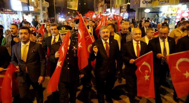 Osmaniyede Bayrak Yürüyüşü düzenlendi