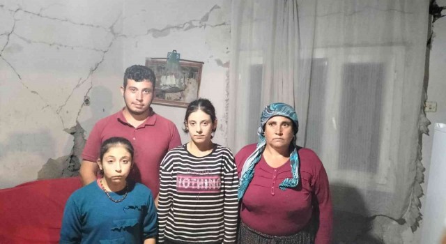 Osmaniyede evleri ağır hasar gören aile büyük korku yaşadı