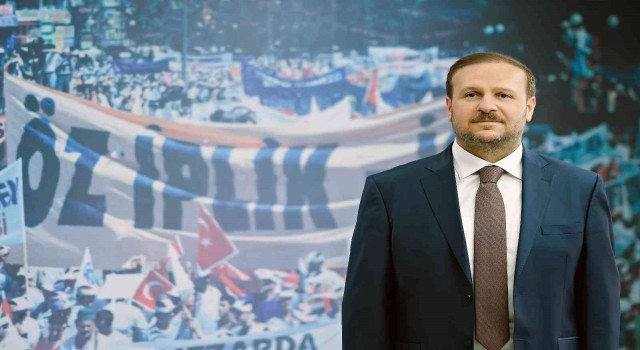 ÖZ İPLİK İŞ Sendikası Genel Başkanı Ay: Hiç kimseyi geride bırakamayız, hep beraber refaha ulaşmak zorundayız