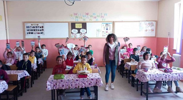 Özalpta öğrencilere biyolojik çeşitlilik anlatıldı