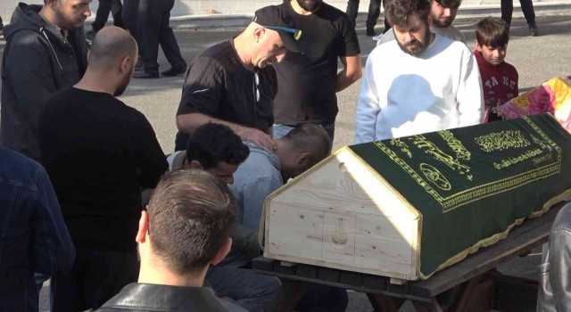 Pendikte eşi tarafından öldürülen kadın toprağa verildi