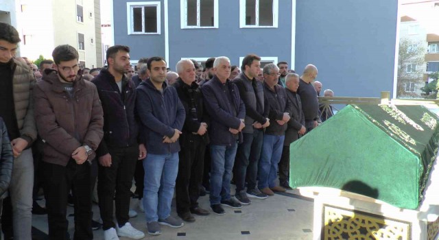 Pendikteki silahlı çatışmada yoldan geçerken vurulan vatandaş toprağa verildi