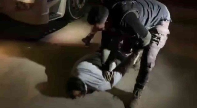 Polisin takibe aldığı tırda 21 kilogram uyuşturucu ele geçirildi