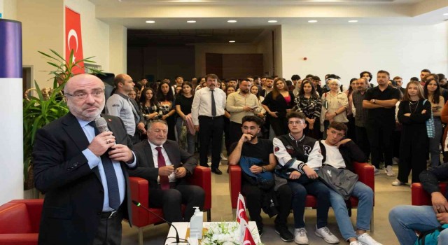 Rektör Karamustafa öğrencilerle buluştu