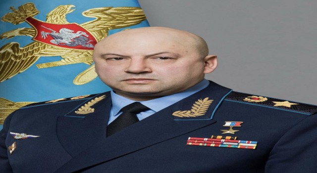 Rusya, Ukraynadaki birliklerinin başına Hava-Uzay Kuvvetleri Komutanı Sergey Surovikini atadı
