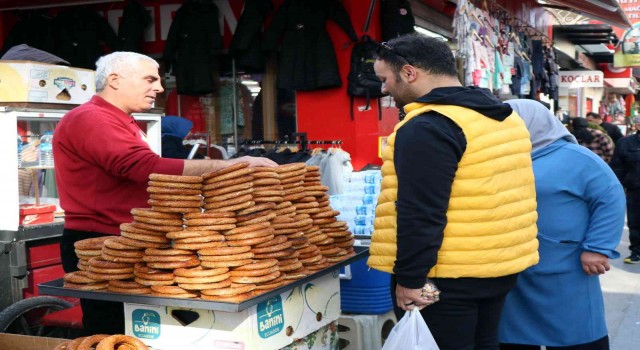 Samsundan Yunanistana simit tepkisi