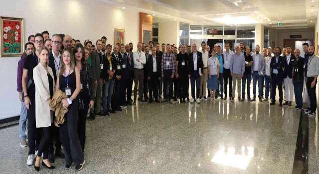 SANKOda “Adolesan İdiopatik Skolyoz kursu