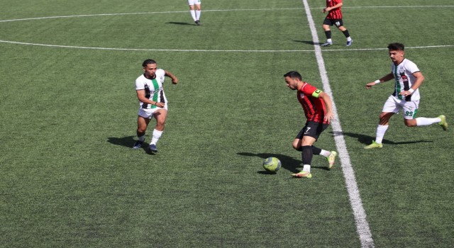 Sarayköyspor evinde farklı kazandı