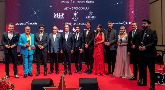 Seçer: İş insanlarına gönlümüz de açık kapımız da