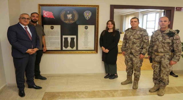 Şehit dayısının anılarını görmek için Almanyadan Muşa geldi