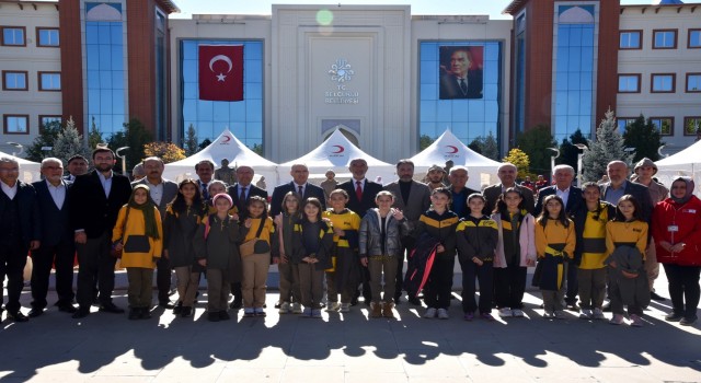 Selçuklu Belediyesi Kızılay Haftasında farkındalık oluşturmaya devam ediyor