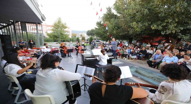 Selçukun minik yeteneklerinden cumhuriyet konseri