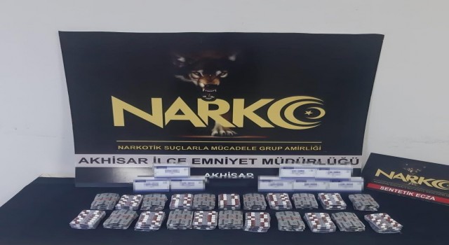 Sentetik ecza haplarıyla yakalanan şahıs tutuklandı