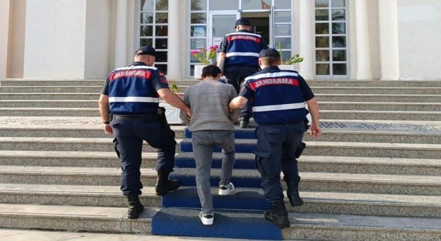 Seydikemerde yakalanan uyuşturucu satıcısı tutuklandı