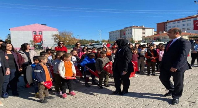 Seyitgazi 29 Ekim Cumhuriyet Bayramı ilçemizde coşkuyla kutlandı
