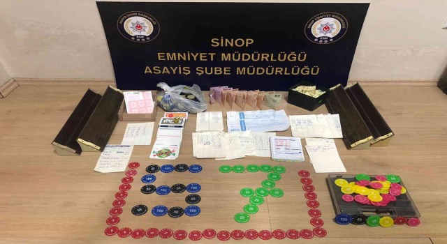 Sinopta polisten kumar baskını