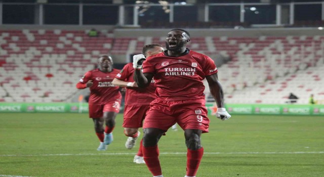 Sivassporda Yatabare gol sayısını 4e çıkardı