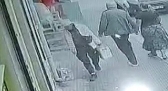 Sıvı yağ hırsızları güvenlik kamerasına yakalandı