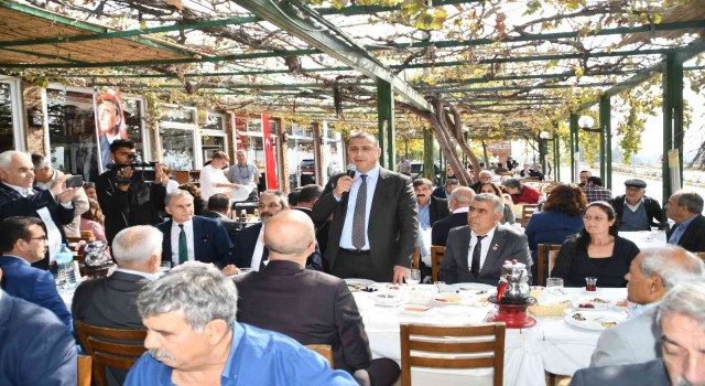 Söke Belediyesi muhtarları ağırladı