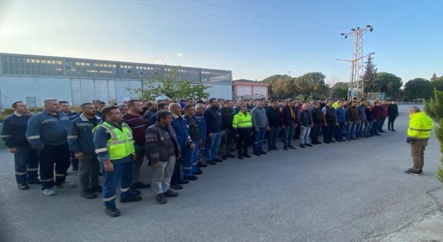 Somalı madenciler Amasradaki şehit madenciler için saygı duruşunda bulundu
